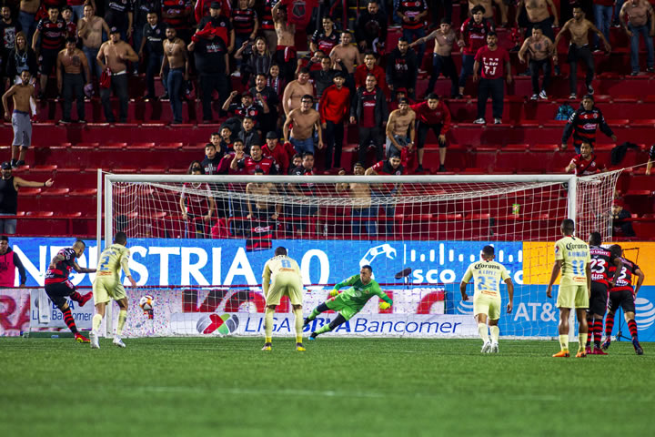 Xolos venció 3-2 al América en la frontera y cortó racha de las Águilas rumbo a la Final de Copa. (Foto: Imago7)