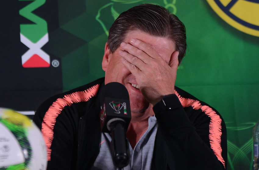 Miguel Herrera evitó hablar del incidente de Marioni en Semifinales. (Foto: Imago7)