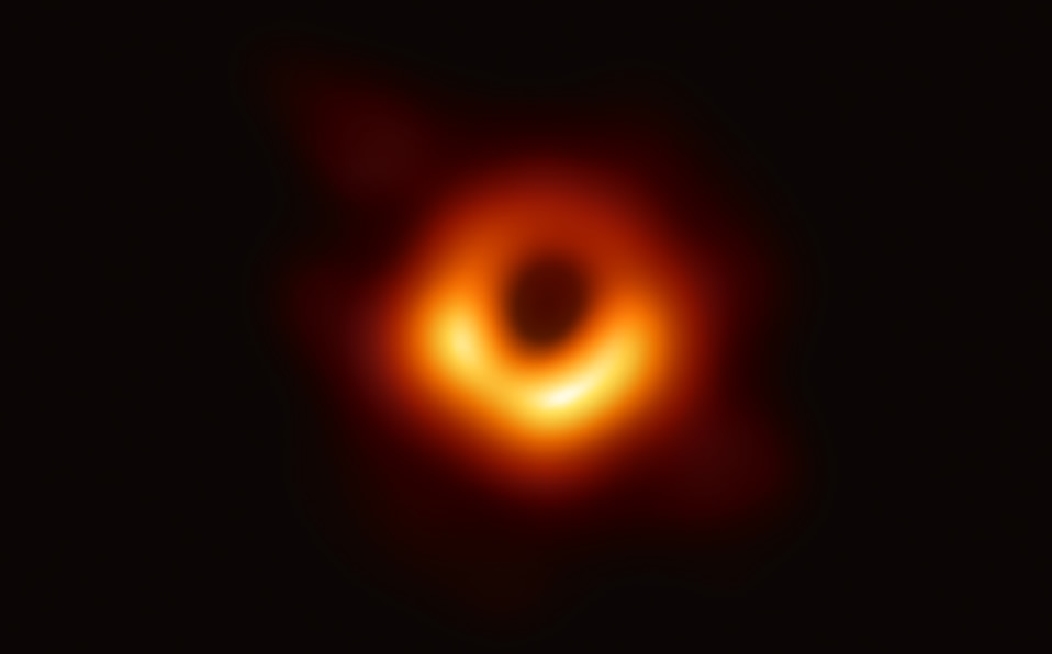 Así lucen las primeras imágenes compartidas en redes sociales. (Foto: @ehtelescope)