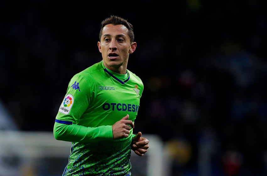 Andrés Guardado comparte con mediotiempo cómo vive ser el de experiencia con el Betis. Foto: Mexsport