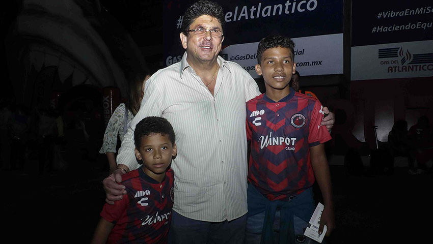 A pesar de caer 9-2 ante Pachuca, Kuri aseguró que Siboldi se queda en Veracruz. (Foto: Imago7)
