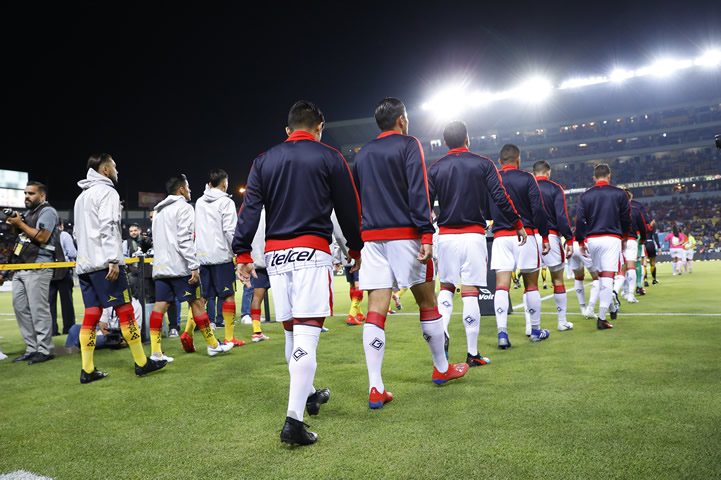 Morelia venció 1-0 a Chivas en el Morelos y cortó racha de 10 juego sin triunfo. (Foto: Imago7)