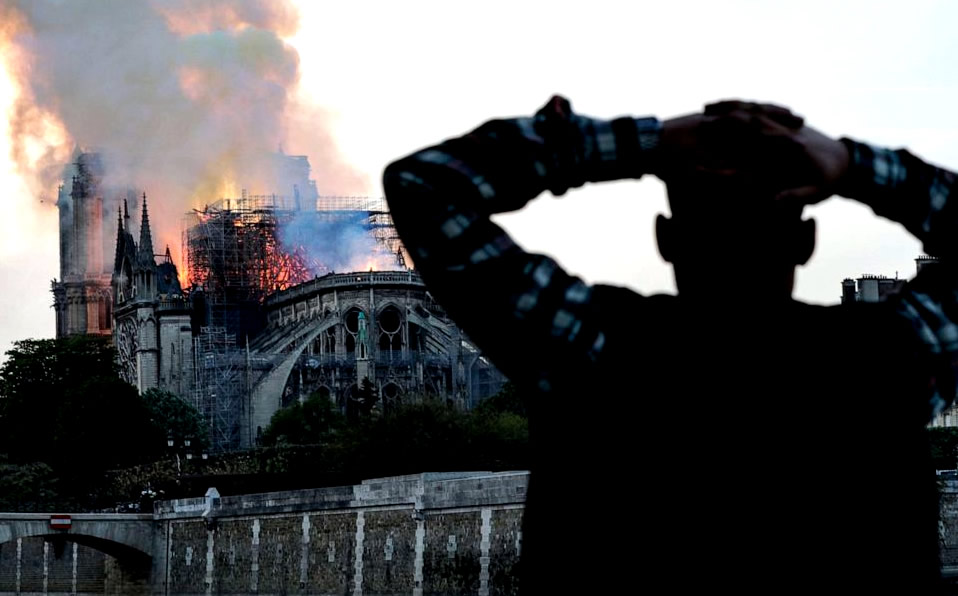 Incendio en Catedral de Notre Dame (AFP)