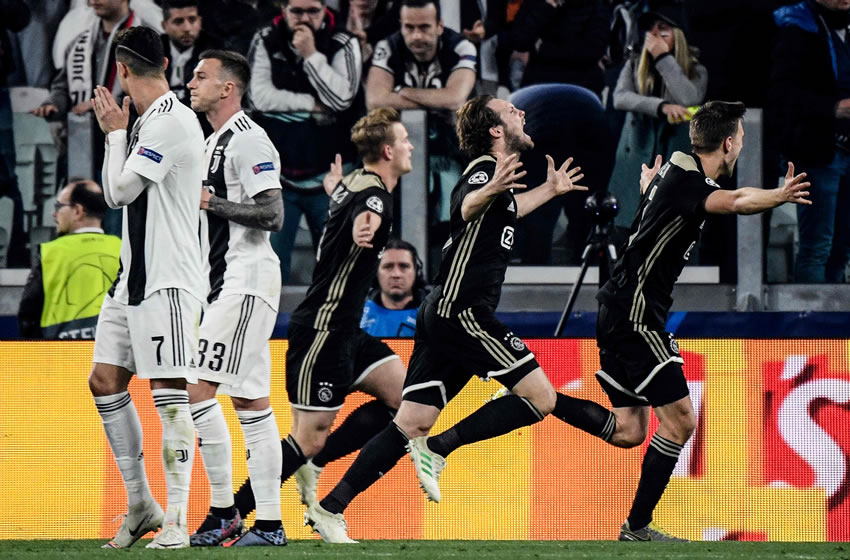 El Ajax dio la campanada al derrotar a domicilio a la Juventus y Cristiano. Foto: AFP