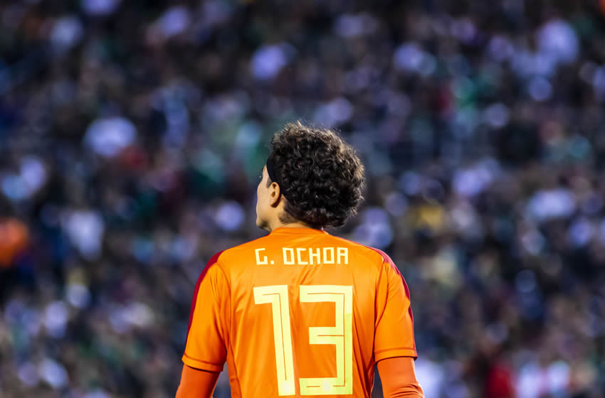 Guillermo Ochoa se unió a la campaña antirracismo Enough.