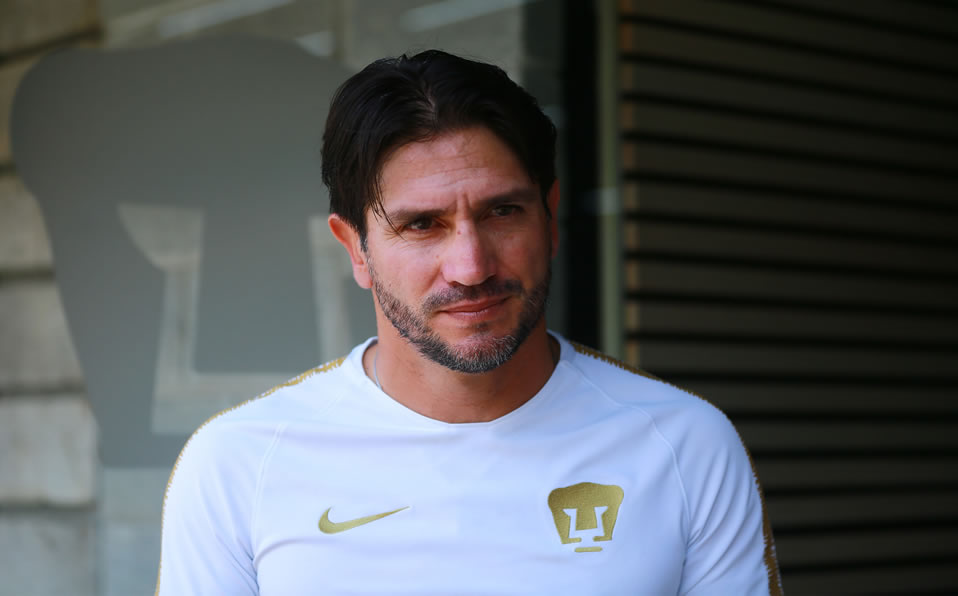 Marioni asegura que Ares de Parga gritaba por el arbitraje. (FOTO: IMAGO7)