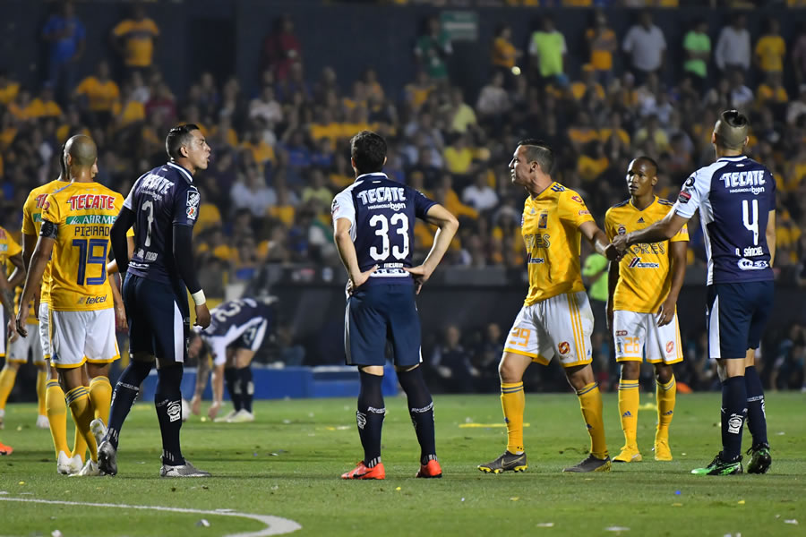 Tigres y Monterrey en la Final de la Concachampions. (Imago 7)