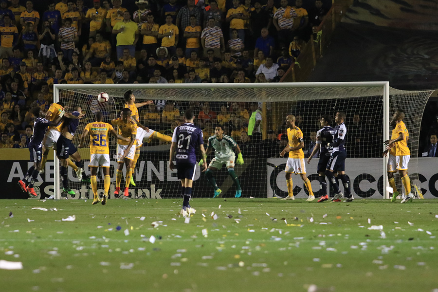 Tigres y Monterrey en la Final de la Concachampions. (Imago 7)