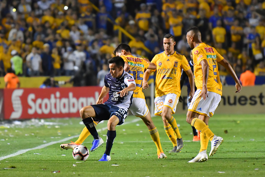 Tigres y Monterrey en la Final de la Concachampions. (Imago 7)
