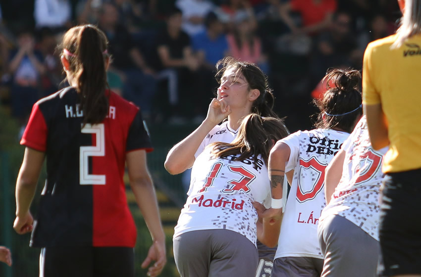 Las Tuzas tomaron ventaja en los Cuartos de Final ante el conjunto de las Rojinegras.
