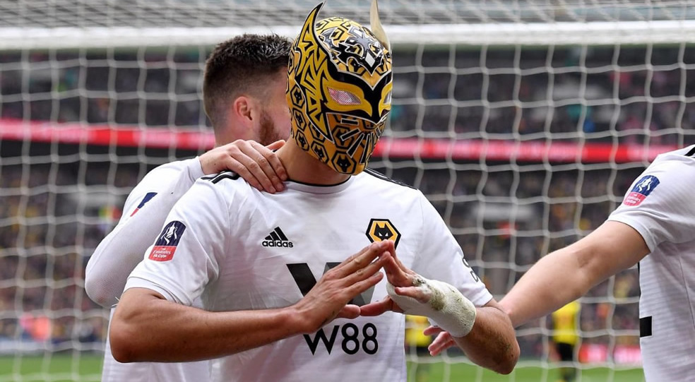 Jiménez celebró así el pasado 7 de abril. (Foto: @Raul_Jimenez9)