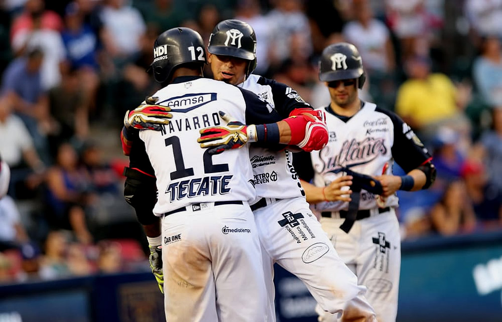 Sultanes de Monterrey barre a Saraperos de Saltillo