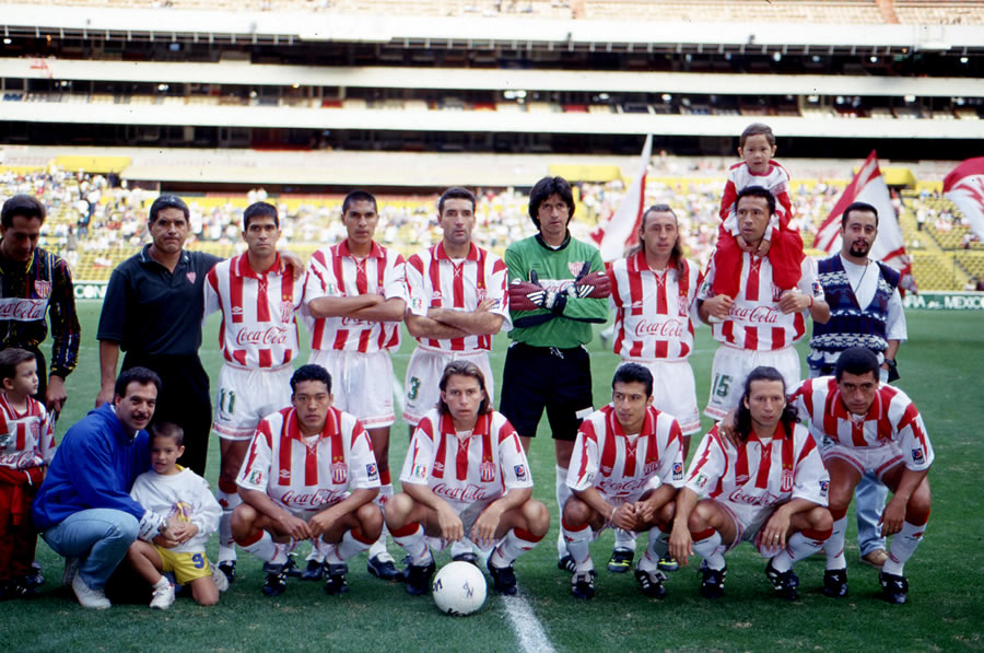 Necaxa buscó que los niños se acercaran al equipo. (Foto: Mexsport)