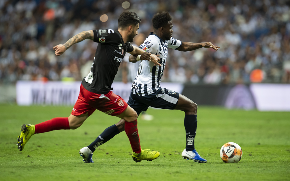 Avilés Hurtado sabe que la ofensiva de Necaxa estará mermada. (Foto: Mexsport)