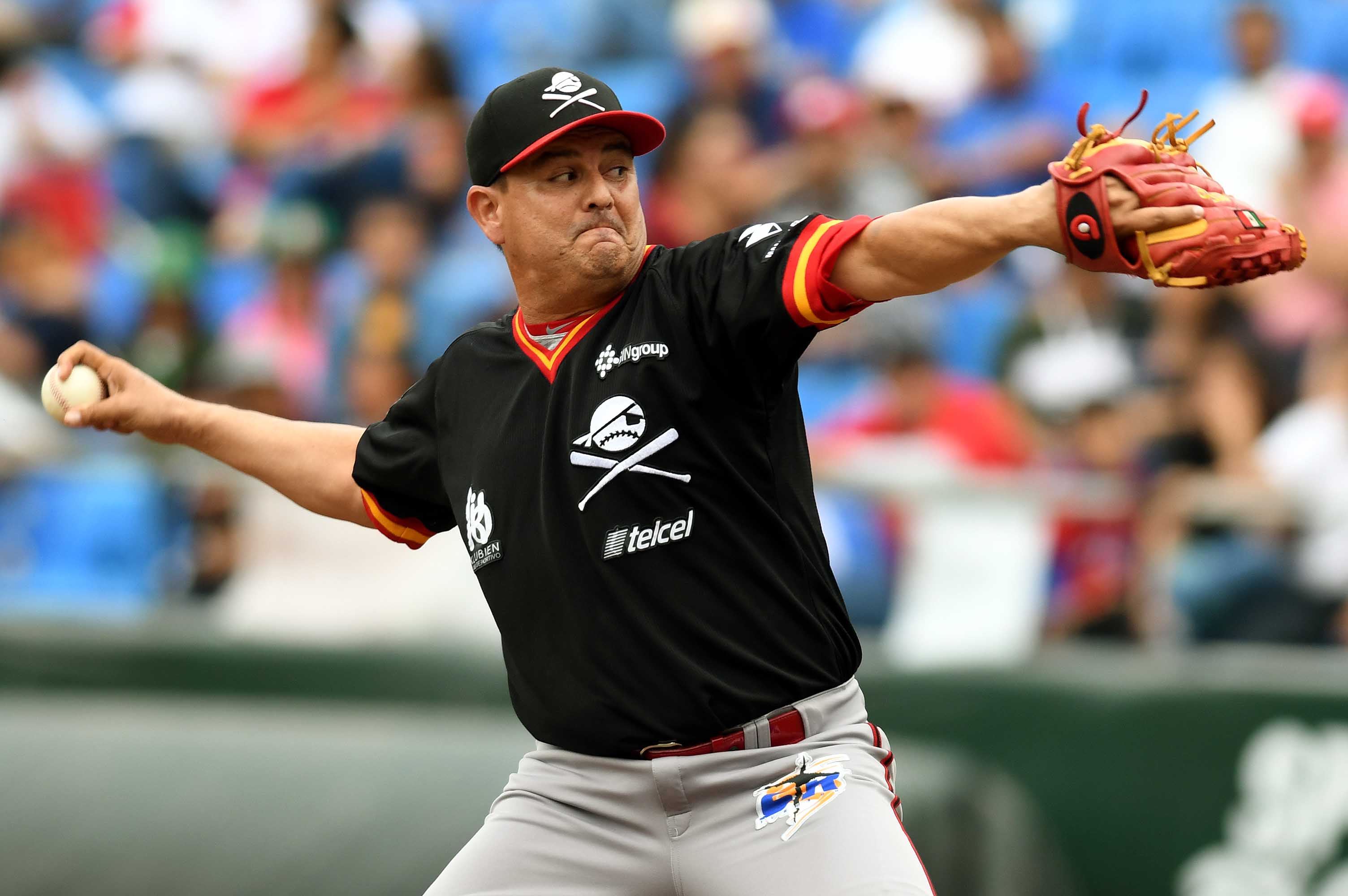 El veterano de 46 años se dispone a llegar a la meta de 200 triunfos en la LMB. (Foto: Diablos Rojos)