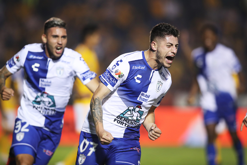 En un partido muy cerrado y sin mucho futbol, Tigres avanzó como primer semifinalista. Foto: Imago7