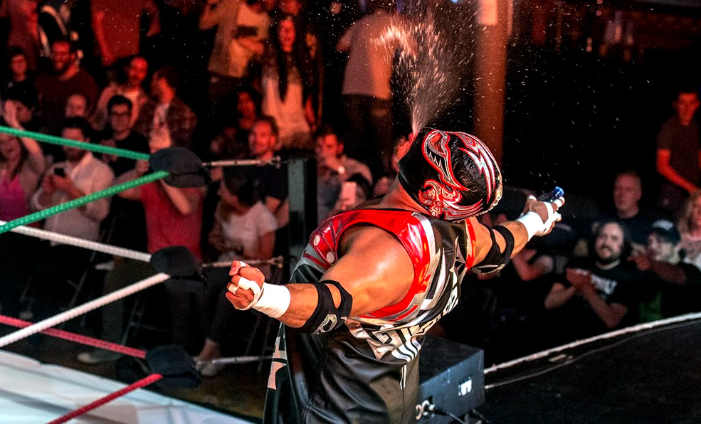 Esta fue la última salida de Silver King a los cuadriláteros. (Foto: @luchalibreldn)