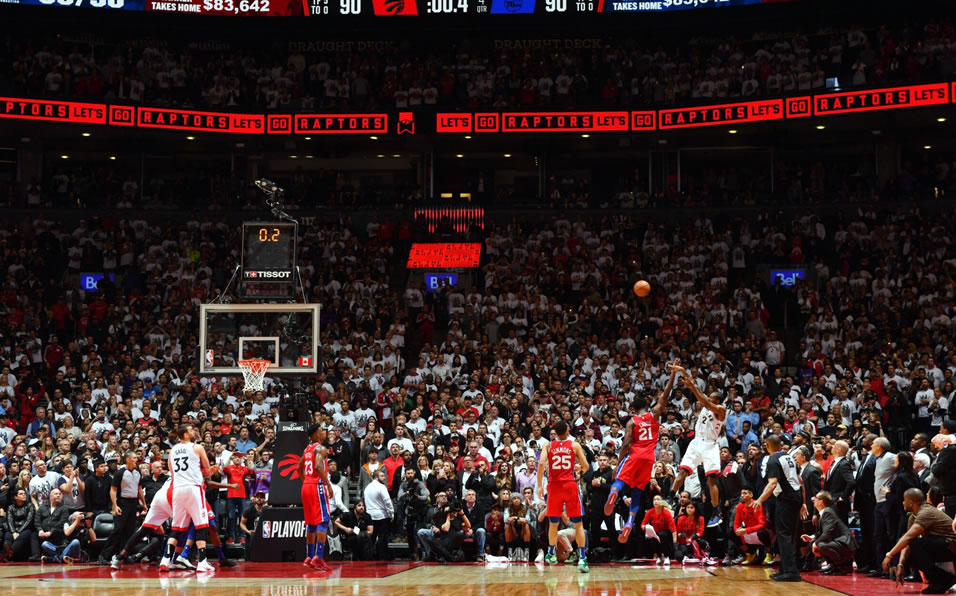 Kawhi Leonard, the shot (@NBA)