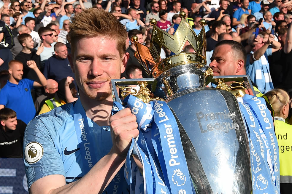 Manchester City consigue el bicampeonato en la Premier League. (Foto: AFP)