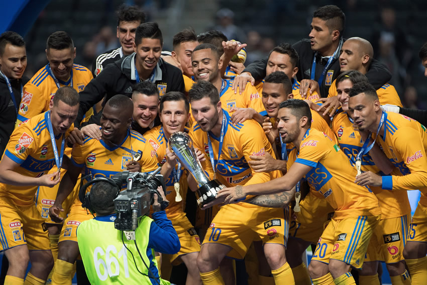 APERTURA 2017: PRIMERA FINAL REGIA, TIGRES GANÓ #ENTUCANCHAYCONTUGENTE. Por primera vez en la historia se dio la Final Regia, Tigres logró empatar en 