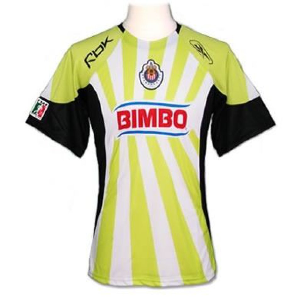 Los Uniformes más feos del futbol mexicano. Chivas, 2009.