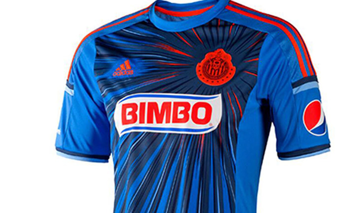 Los Uniformes más feos del futbol mexicano. Chivas, 2015.