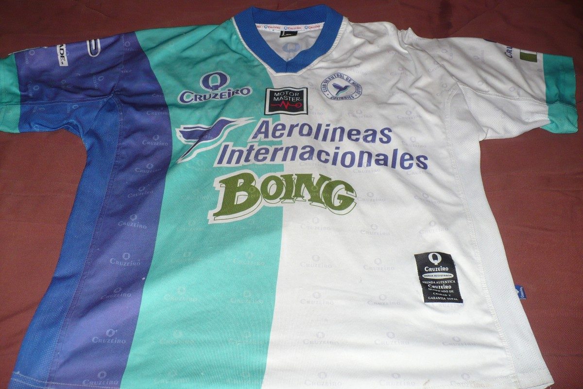 Los Uniformes más feos del futbol mexicano. Colibríes, 2002.