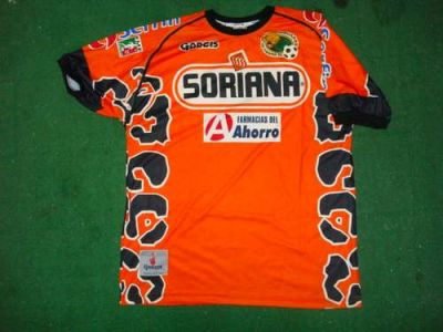 Los Uniformes más feos del futbol mexicano. Jaguares de Chiapas, 2003.