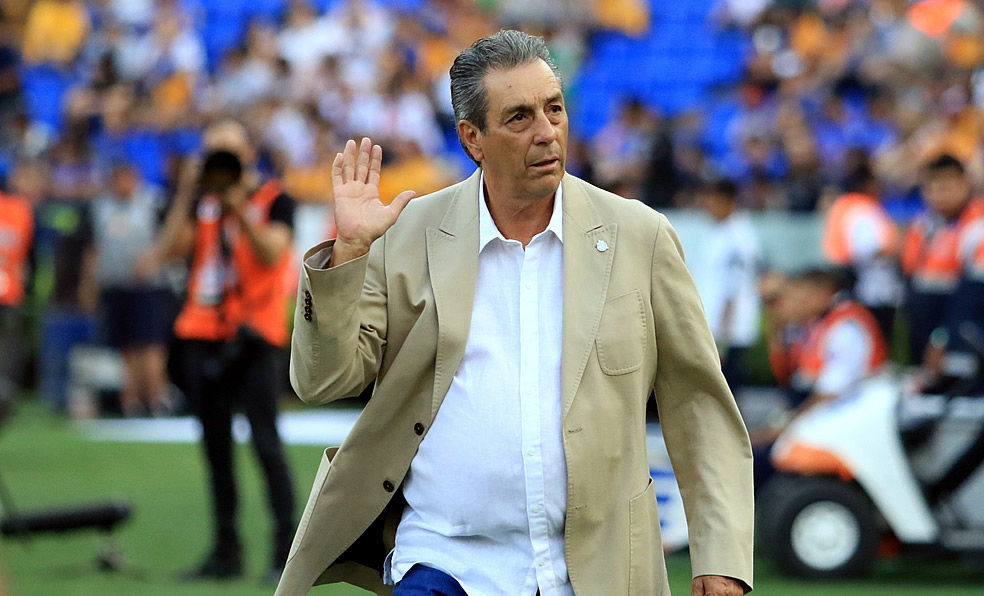 Boy trabaja en el armado del equipo para el Apertura 2019. (Foto: Imago7)