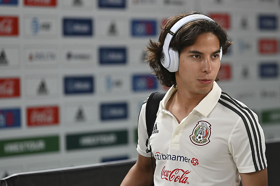 Diego Lainez está llamado a ser figura en Polonia. (Foto: Imago7)
