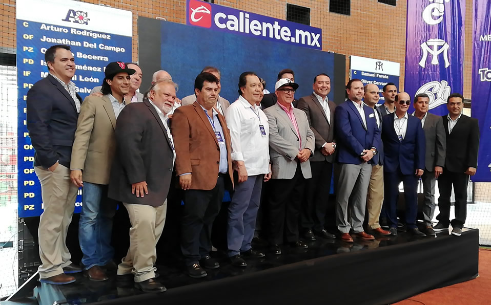 Directivos de Algodoneros y Sultanes en el Draft de Expansión. (MT)