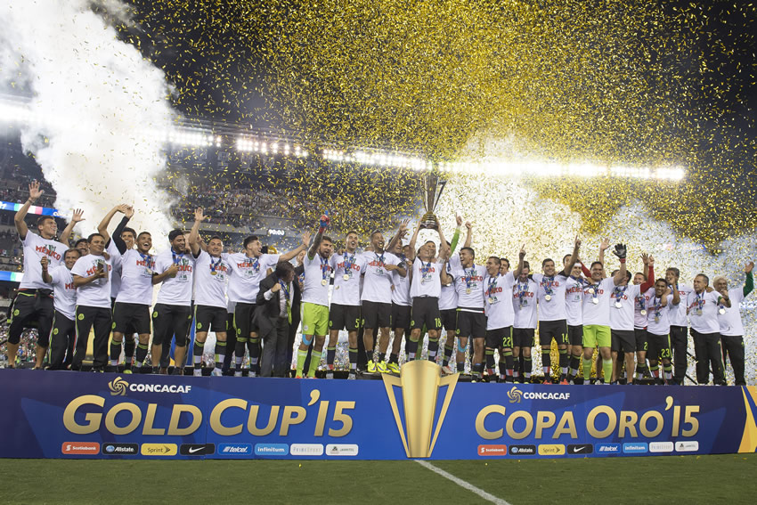 13. México, campeón Copa Oro 2015. (Mexsport)