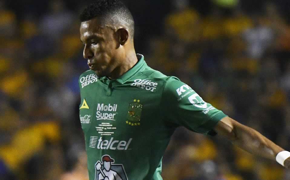 La jugada ocurrió en los primeros minutos tras el silbatazo inicial. (Imago 7)