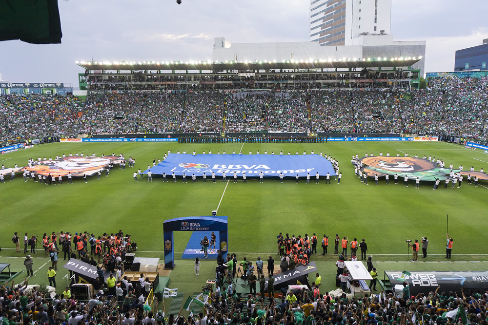 León recibió a Tigres en tierras guanajuatenses y así se vivió. (Imago 7)