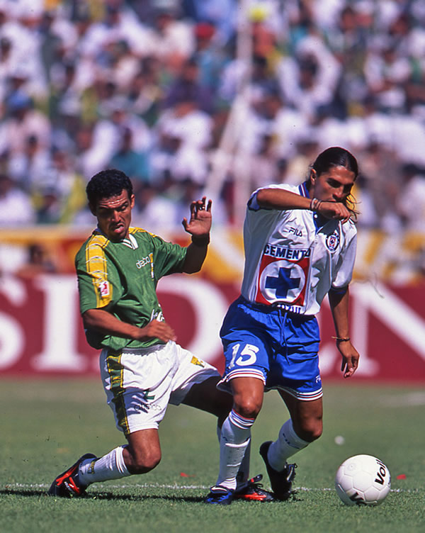 León vs Cruz Azul Final de Vuelta Invierno 1997. (Foto: Mexsport)