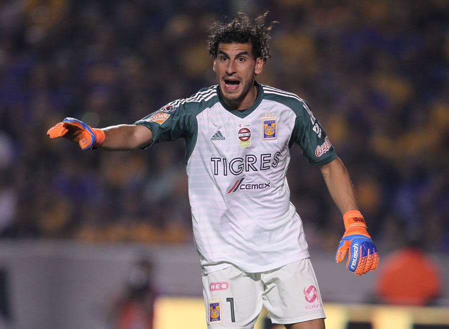 Nahuel Guzmán: Fue el arquero con más atajadas en el torneo (82) y mantuvo el cero en 10 juegos.