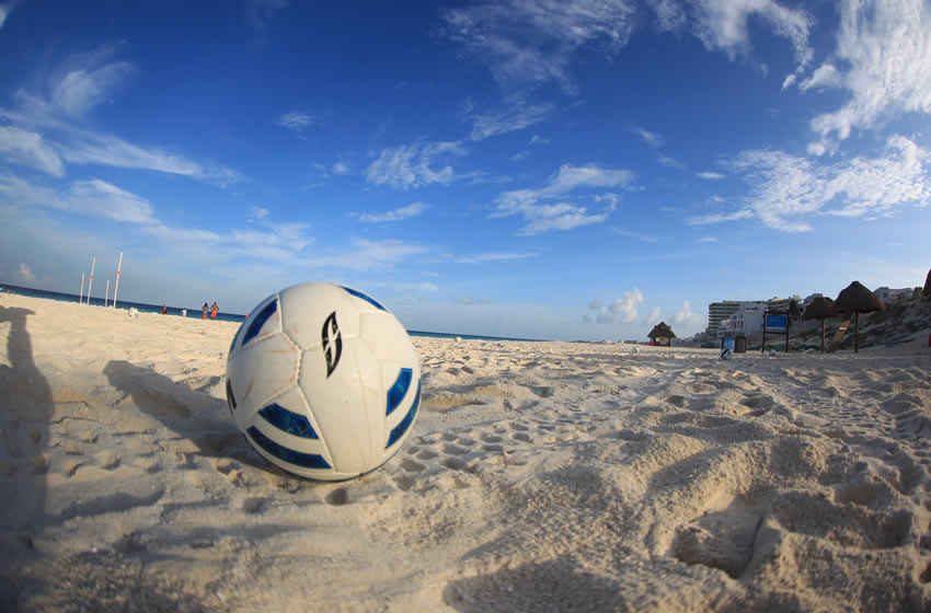 El balón seguirá rodando en el verano. Foto: Imago7