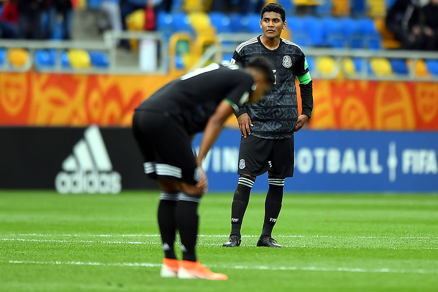 El Tri está al borde de la eliminación en Polonia. (Foto: Mexsport)
