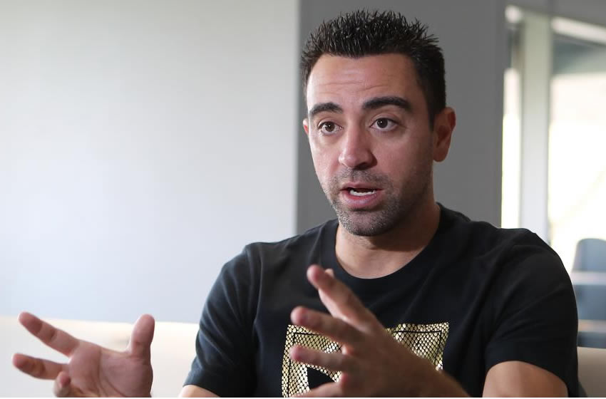 Xavi inicia su historia como DT en Qatar. Foto: AFP