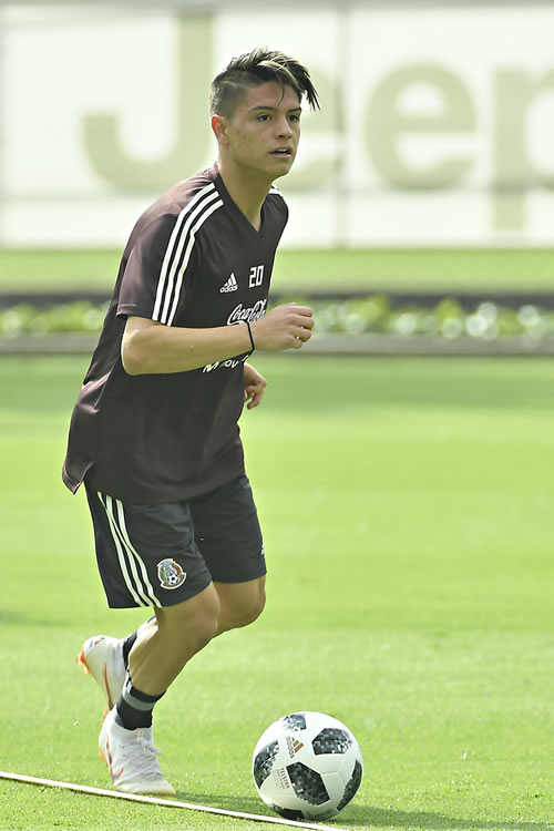 Jonathan González | Jugador de Rayados gran experiencia en Primera División. No fue cedido por Rayados. (Foto: Imago7)