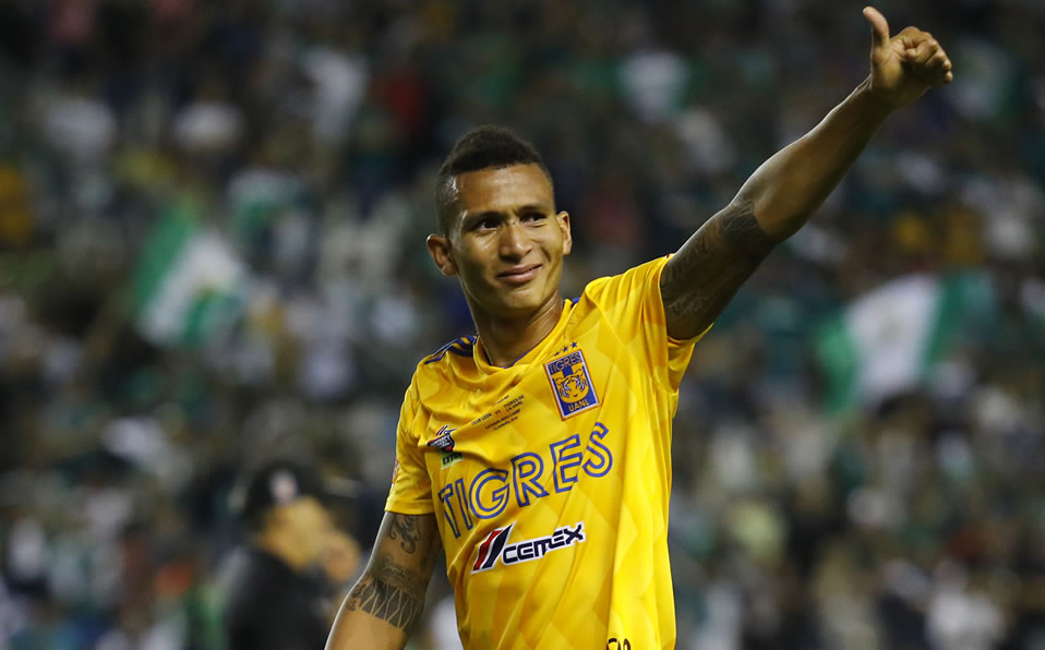 El zaguero espera que su éxito con Tigres le abra puertas en la Selección de Colombia. (Foto: Imago7)