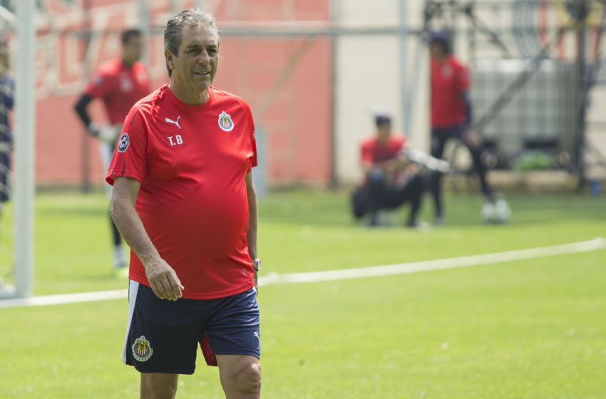 El Rebaño comenzó este sábado con los trabajos en cancha. (Imago7)