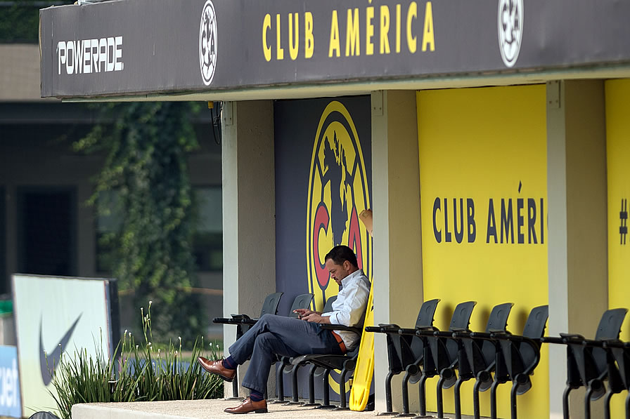 Santiago Baños delinea los pasos a seguir en el América. (Foto: Mexsport)