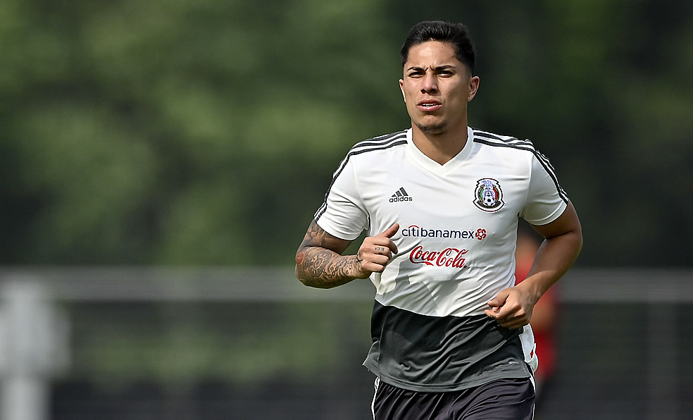 Carlos Salcedo.