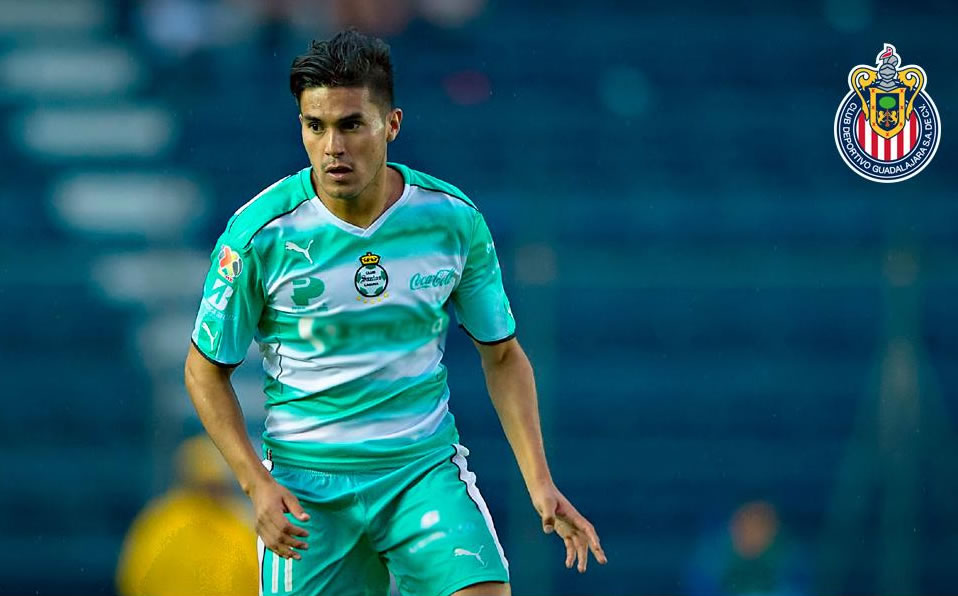 Dávila viene de probar suerte en el futbol de la India. (Foto: @Chivas)