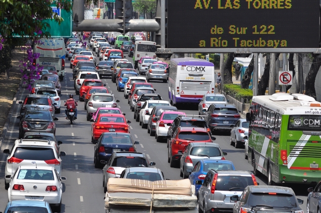 Tráfico en la CIudad de México. (Foto: Notimex)