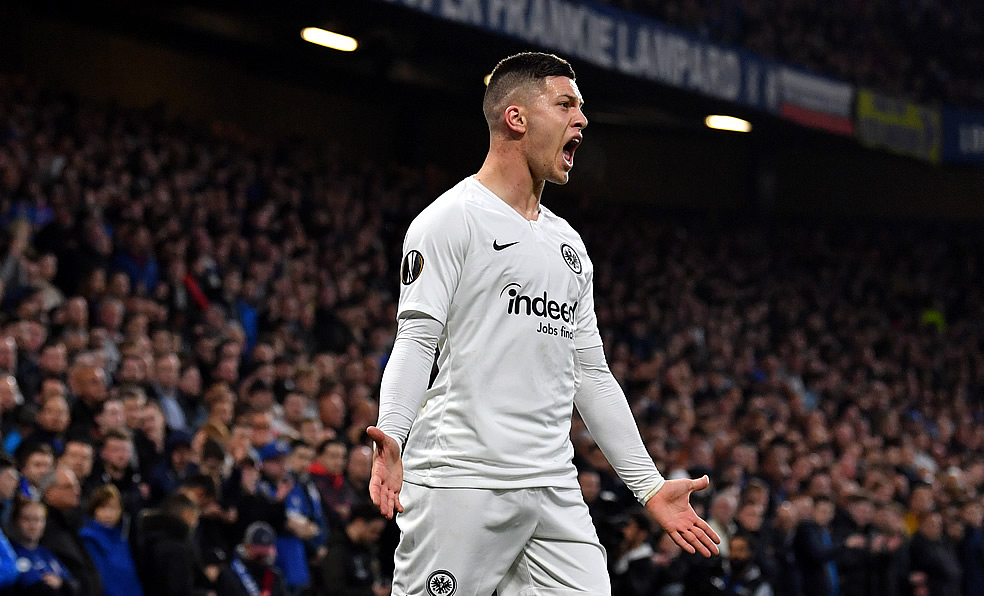 Jovic es el tercer fichaje oficializado por el Real Madrid. (Foto: AFP)