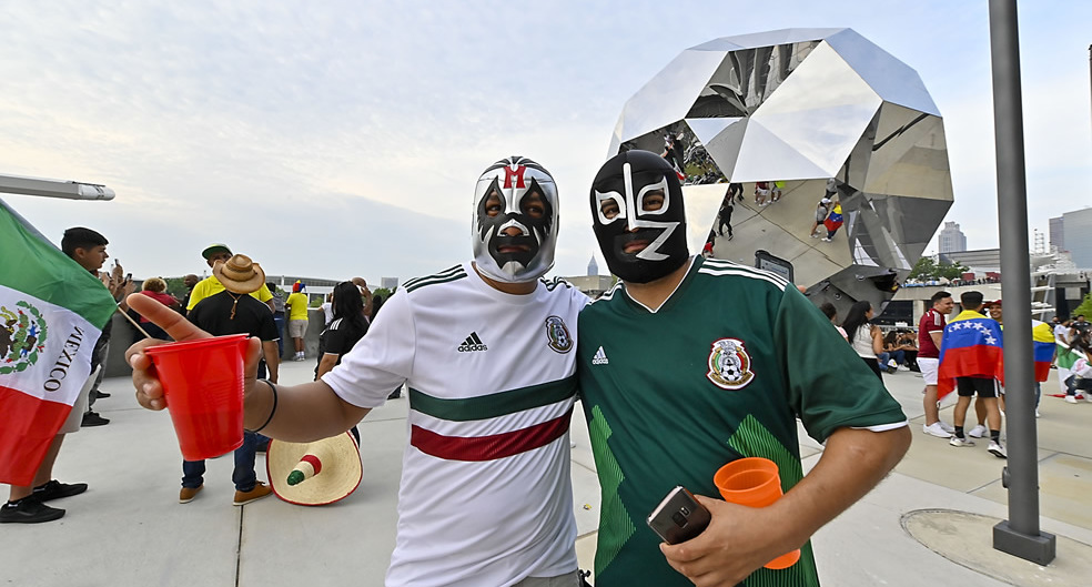 Las máscaras no podía faltar.