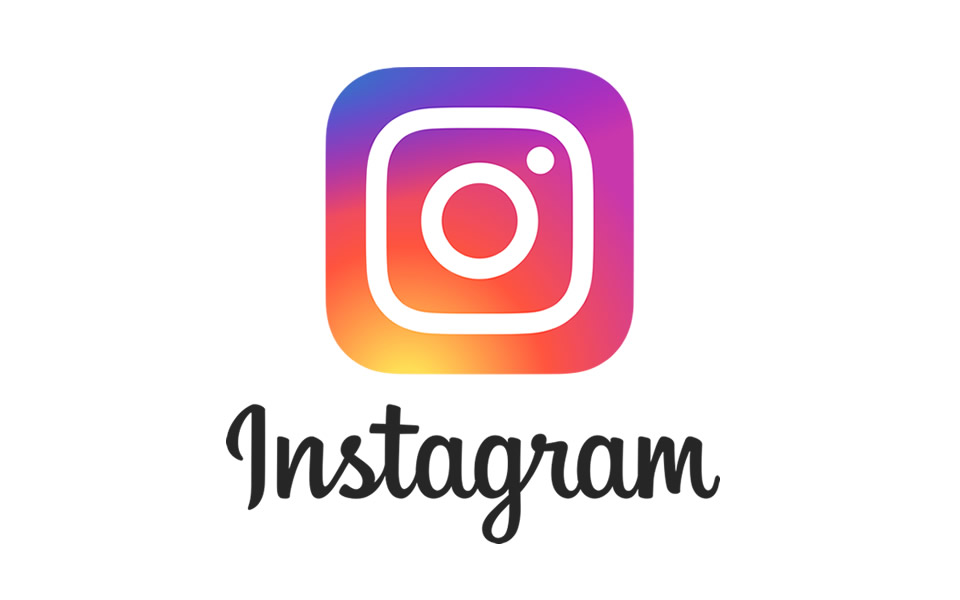 (Instagram)