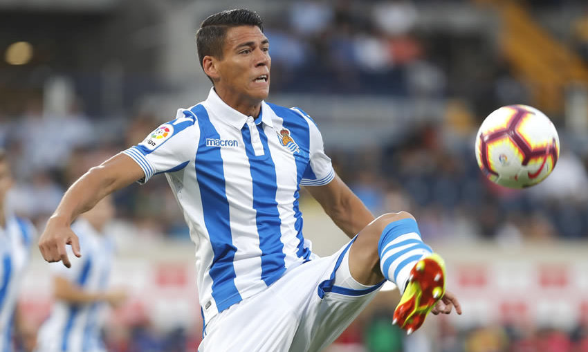 HÉCTOR MORENO (REAL SOCIEDAD | MÉXICO) Con la Real Sociedad y se ha ganado la reputación de ser uno de los defensas más sólidos de LaLiga